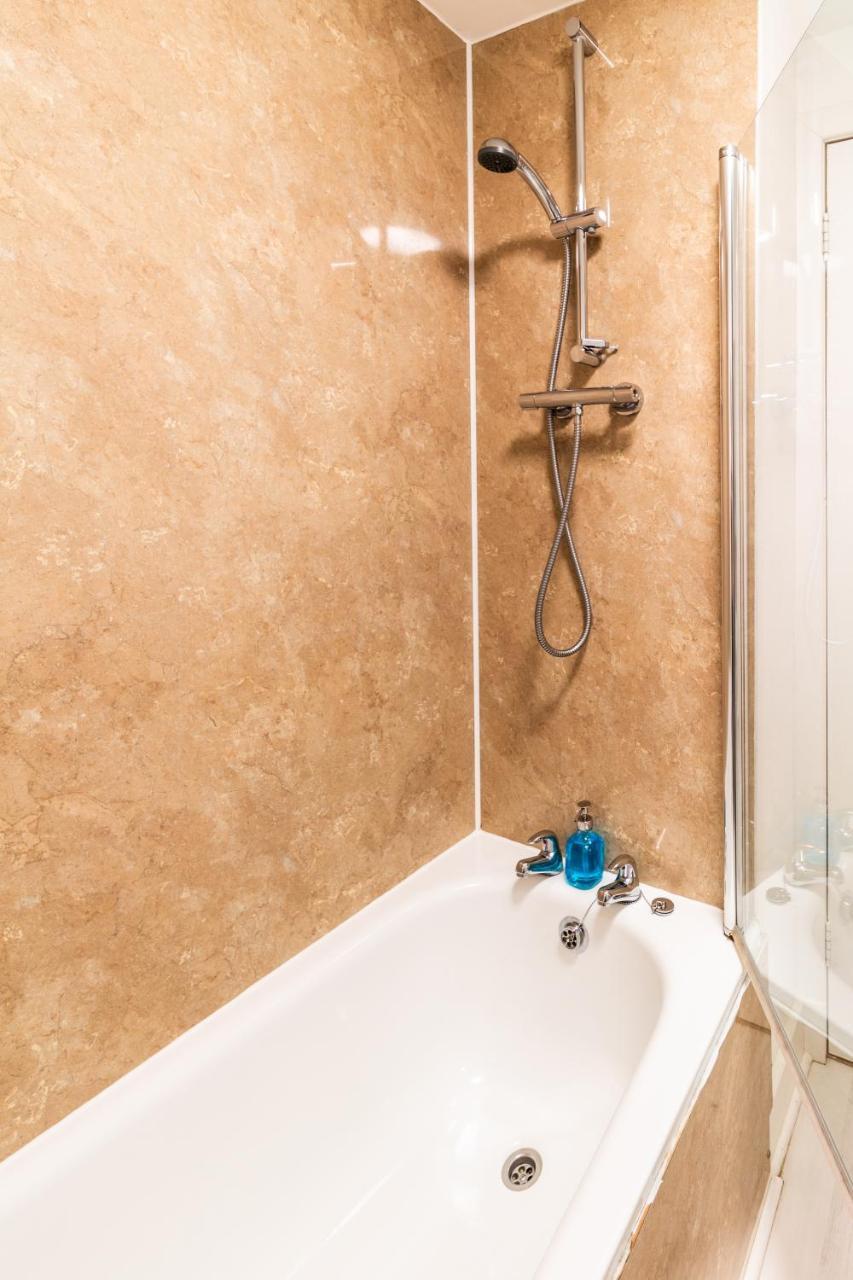 Mycosy Provost Road Apartment ดันดี ภายนอก รูปภาพ